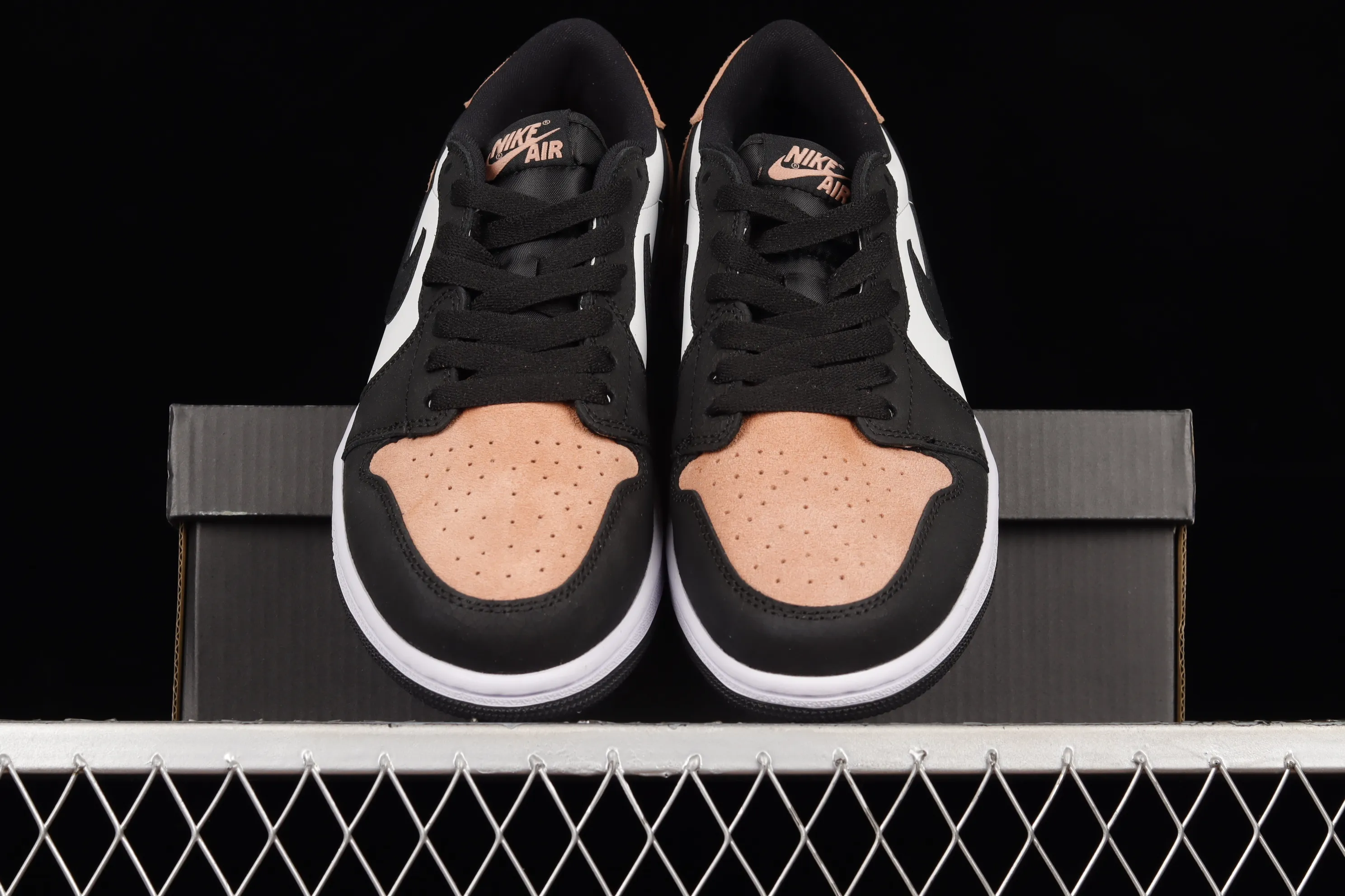 All categories Air Jordan Jordan series basketball shoes Air Jordan 1 Low Z version Air Jordan 1 Low OG "Bleached Coral" AJ1 Joe 1 black powder cultural basketball shoes CZ0790-061